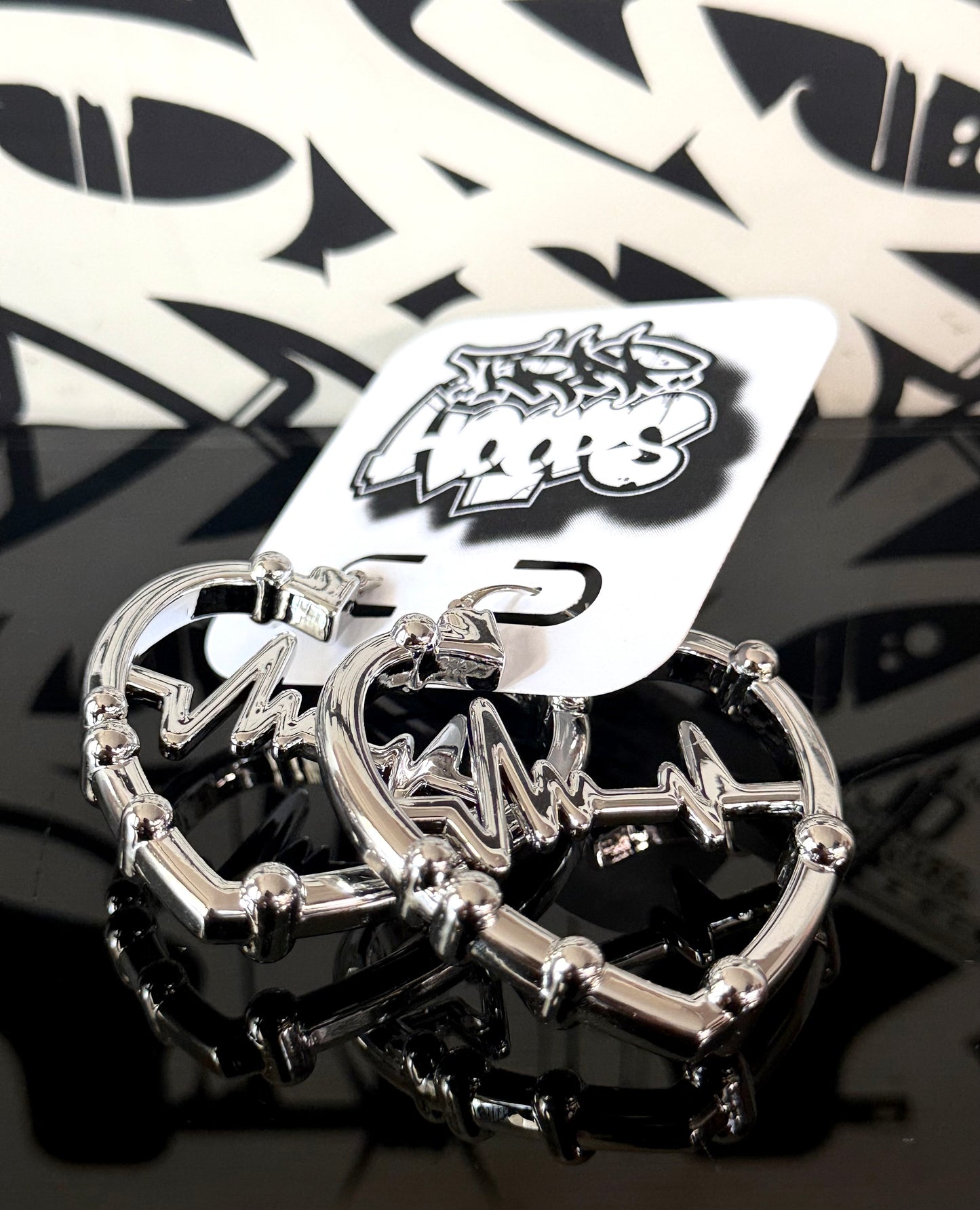 HOOP PLUG